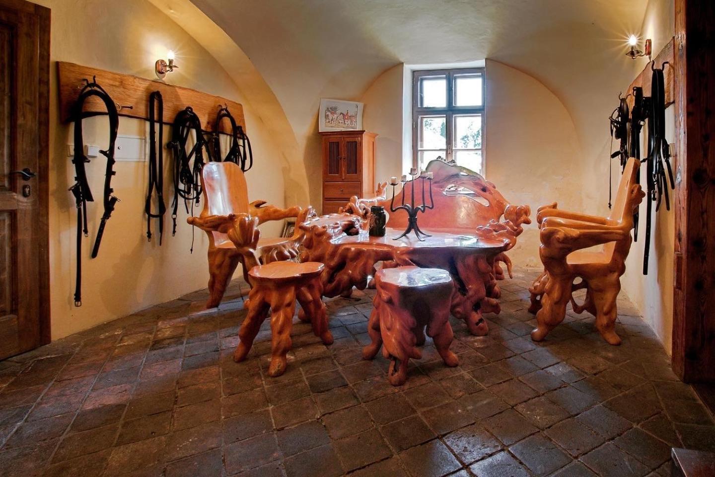 Dvur Olsiny -Hotel And Horse-Riding Karviná Eksteriør billede